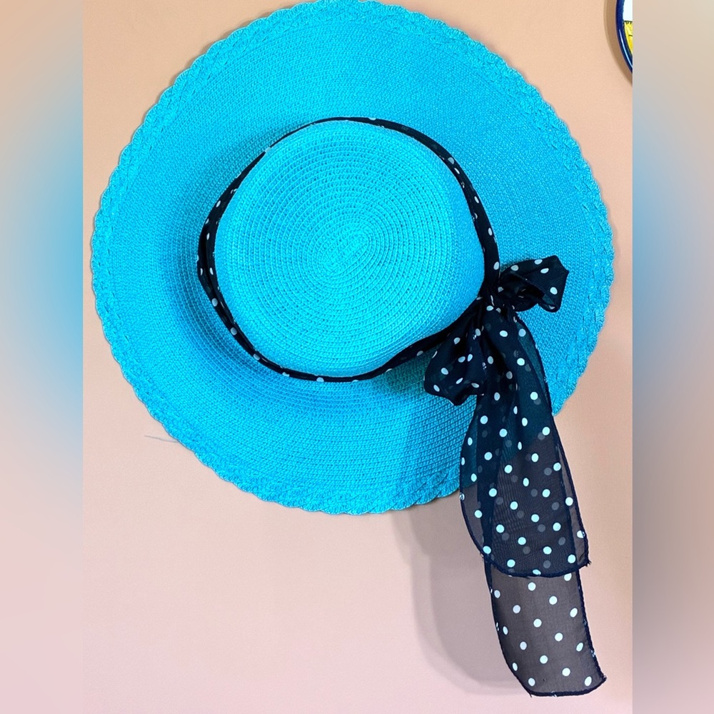 Women’s Summer Hat - Picture 3 of 10